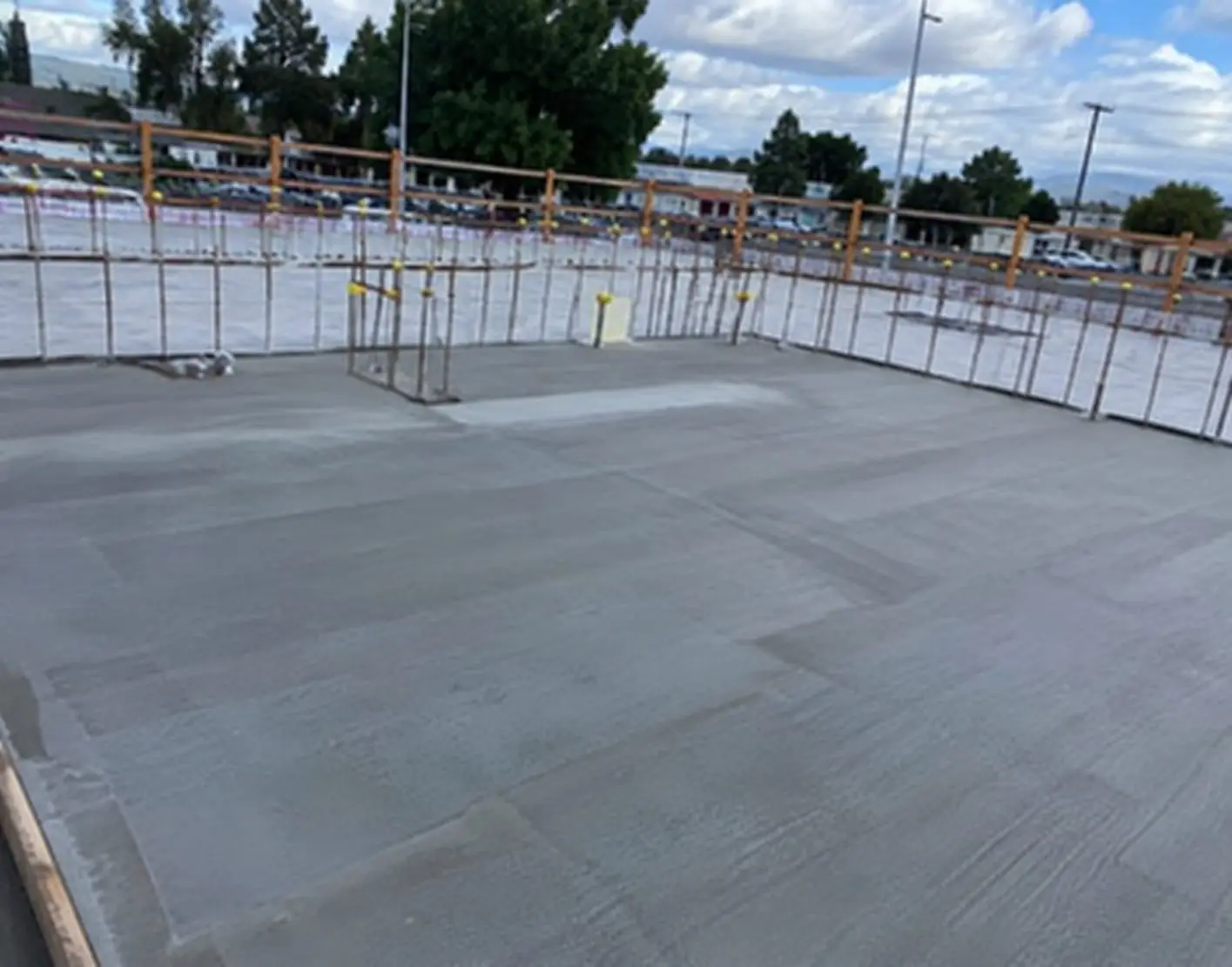 New concrete driveway poured by our team in Darwin